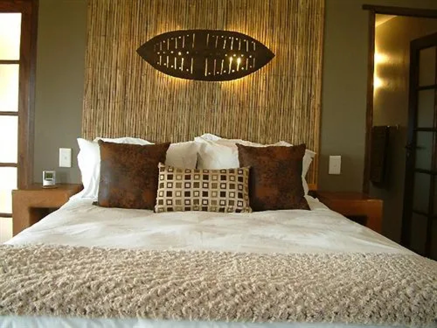 Umnenge Lodge & Charters