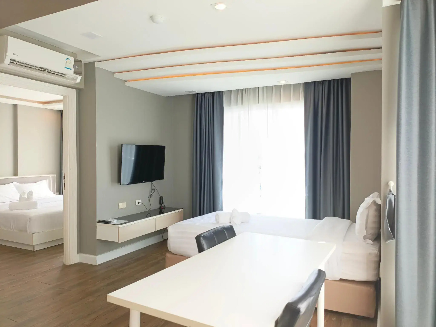 Wisdom Hotel & Residence