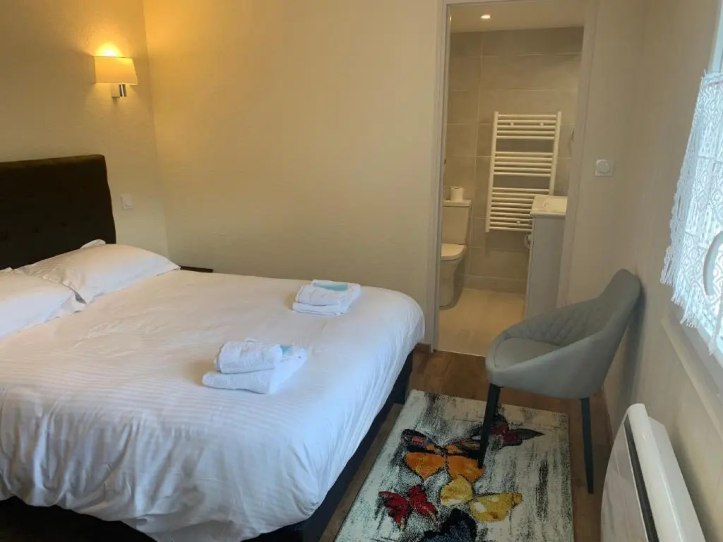 Chez Eric, charmant studio, idéalement situé.