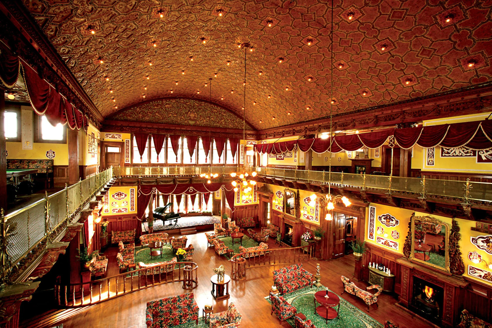 WelcomHeritage Fernhills Royal Palace