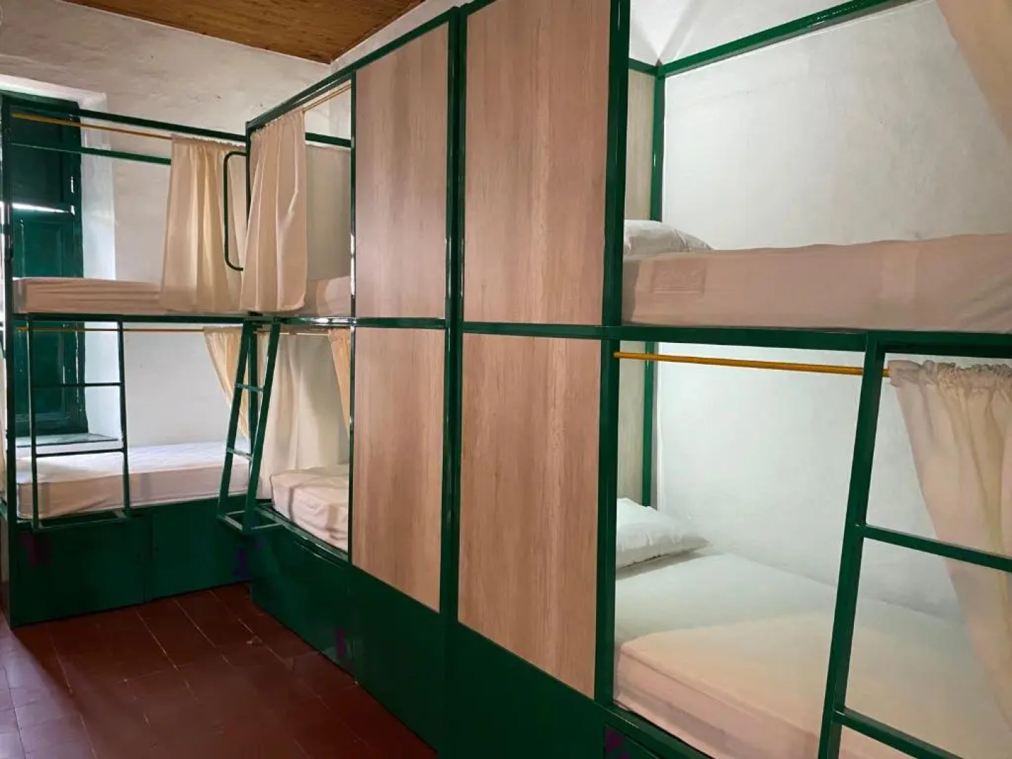 Viajero Cali Hostel & Salsa School