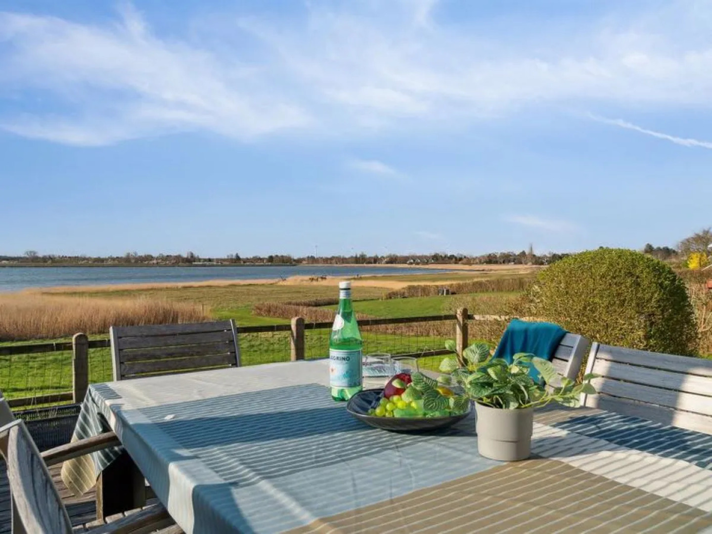 "Velika" - 25m to the inlet in Sealand