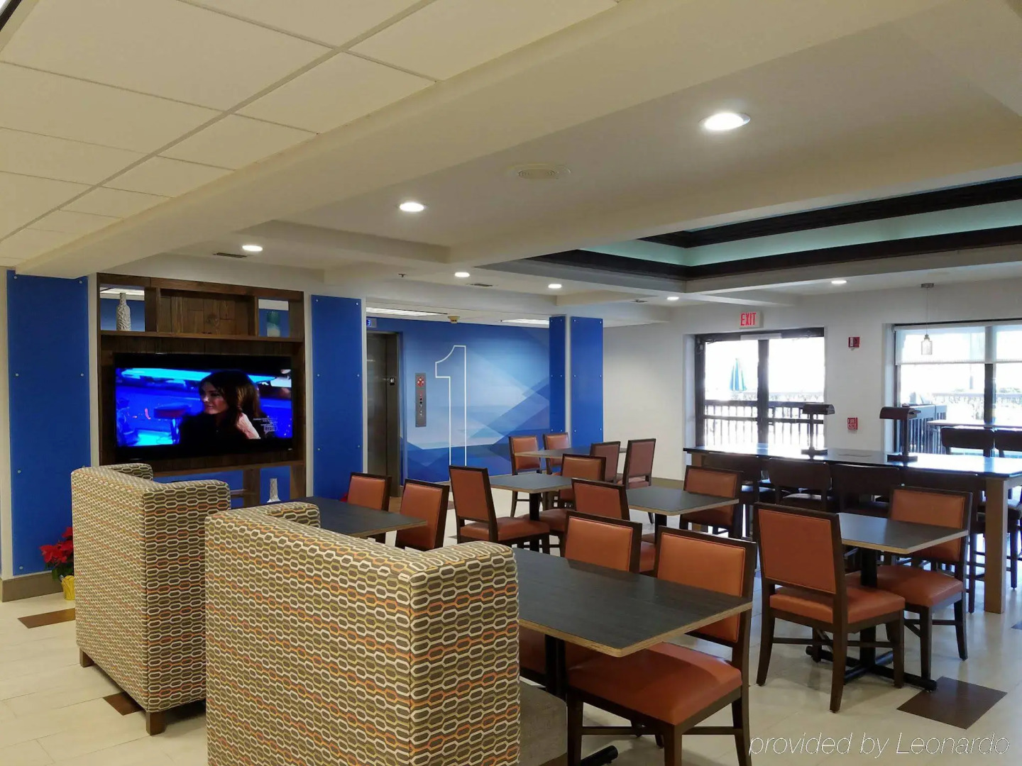 Holiday Inn Express Hotel & Suites Jacksonville - South by IHG