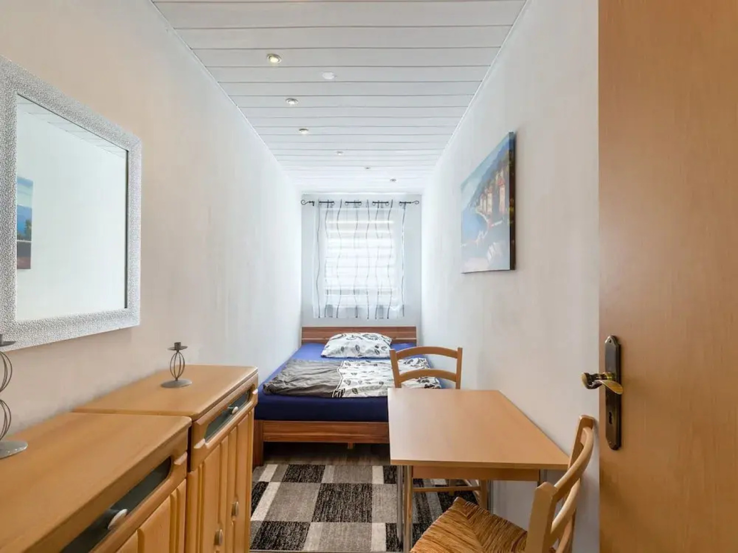 Cosy Apartment in Dresden With Balcony and Swimming Pool