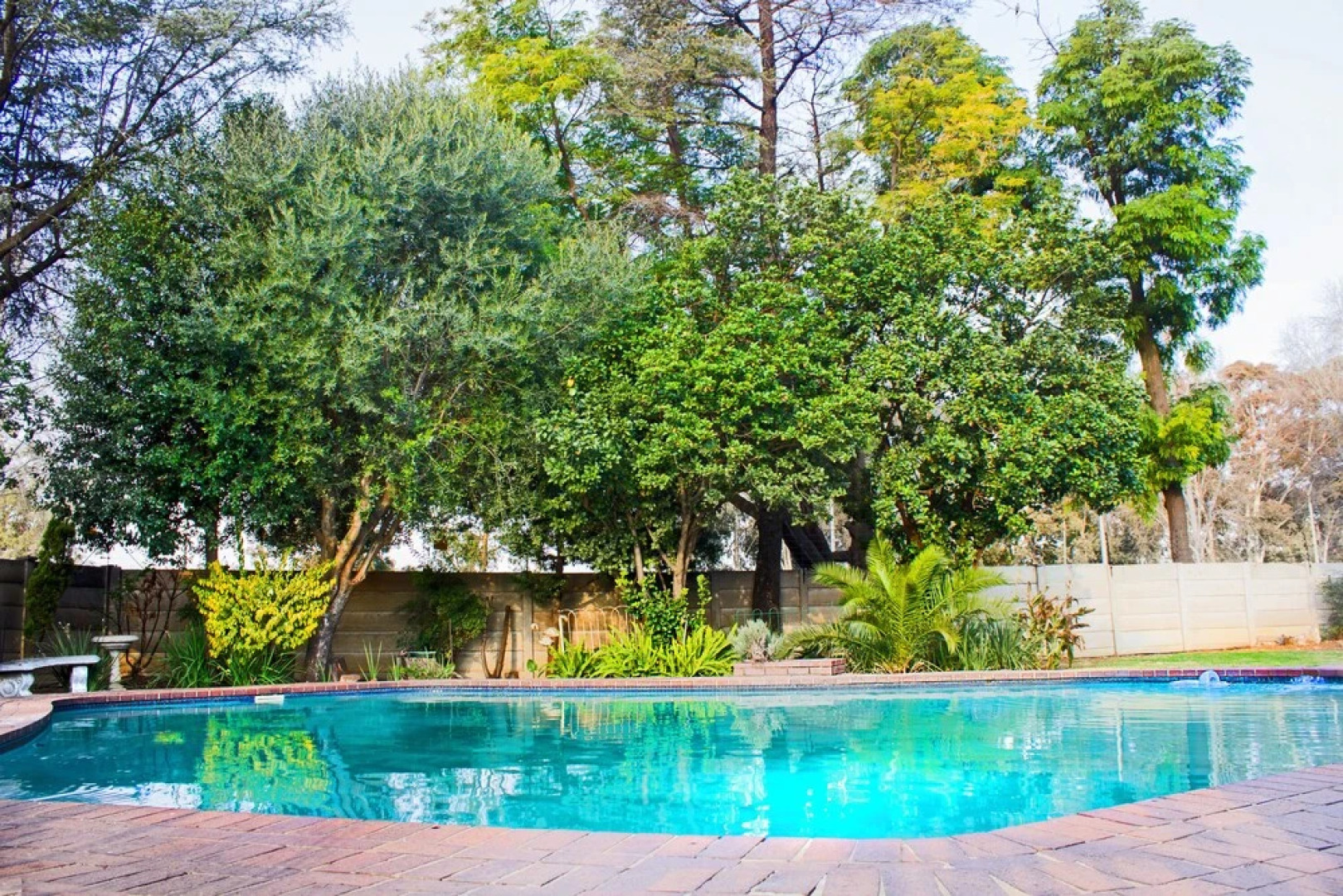 Madison House & Cottages