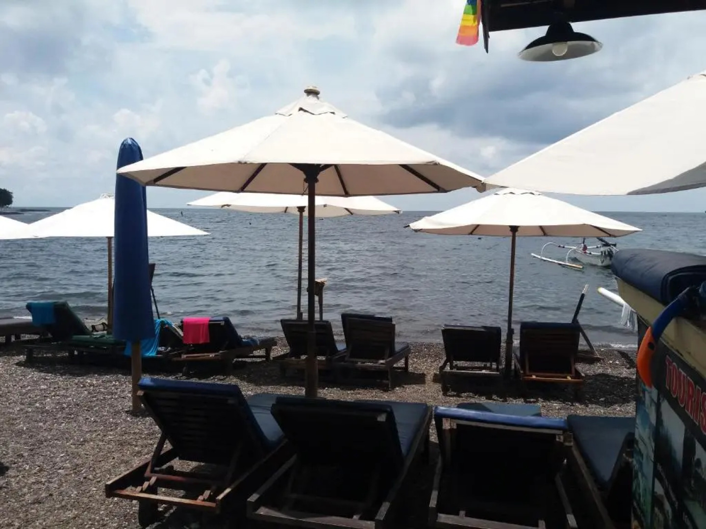 Warung Jemeluk & Home Stay