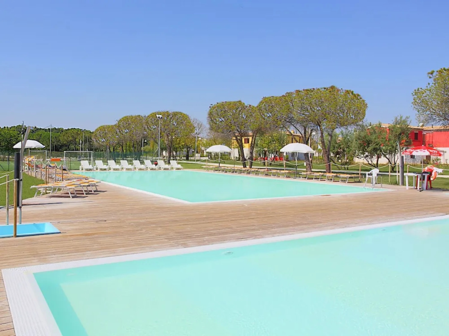 Neat Apartment With air Conditioning Near the Beach