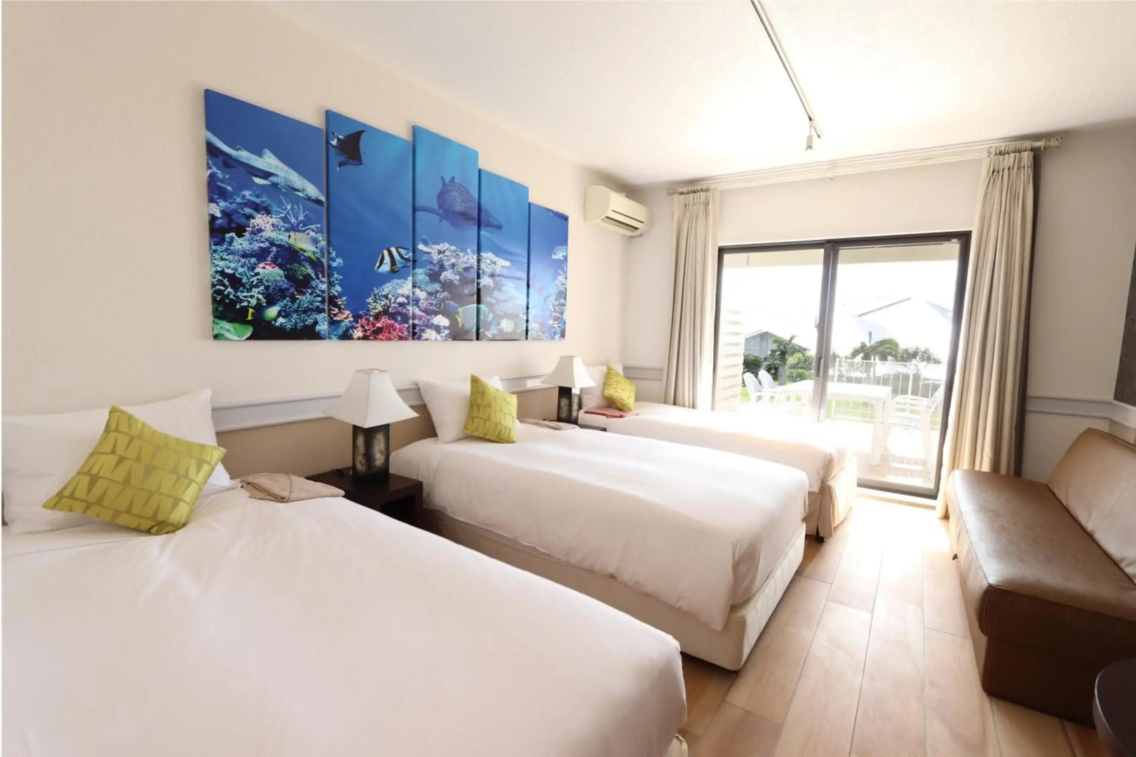 Royal View Hotel Churaumi