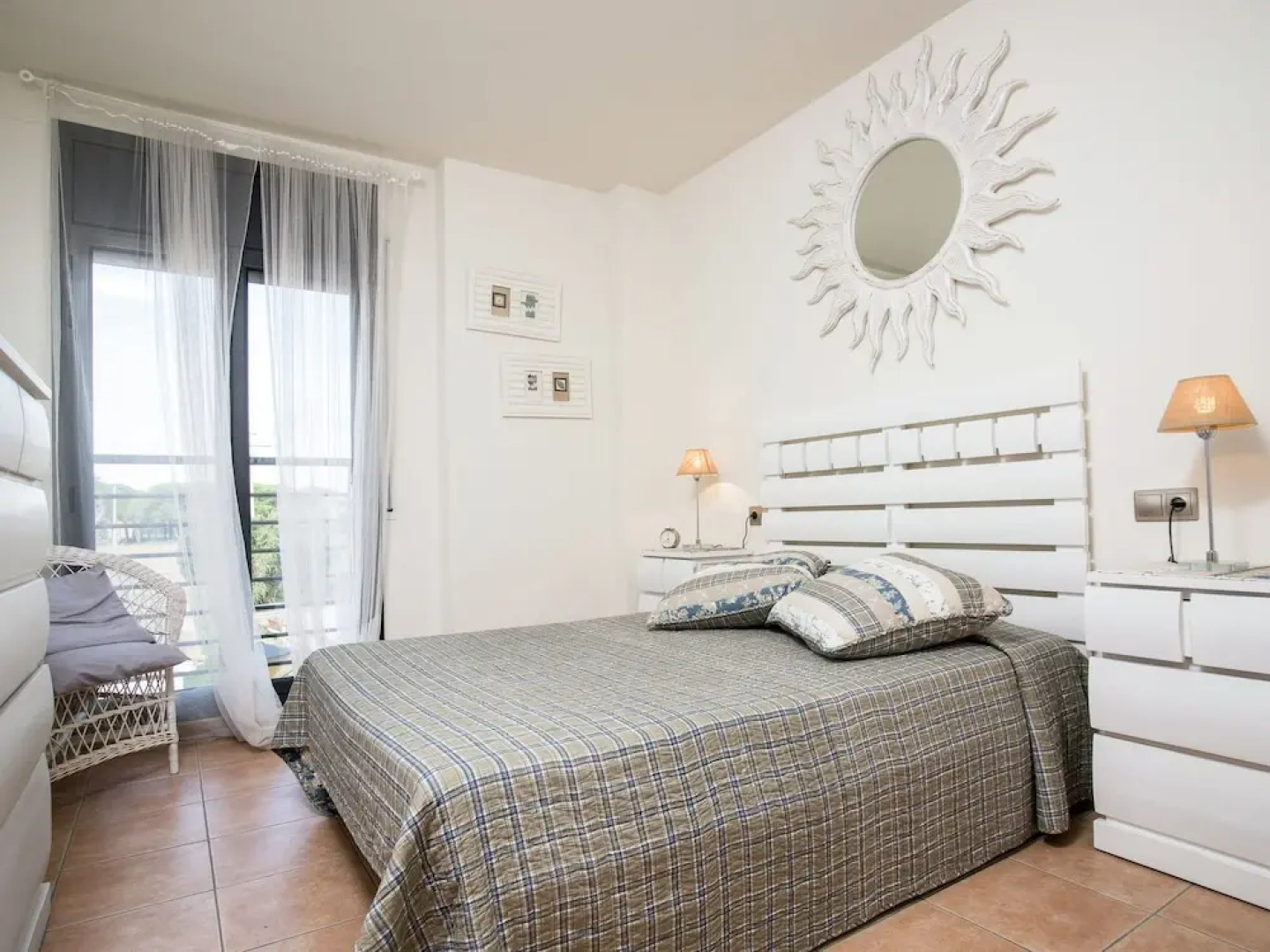 Cozy Holiday Home in UrbanitzaciÃ³ Bon Relax With Pool