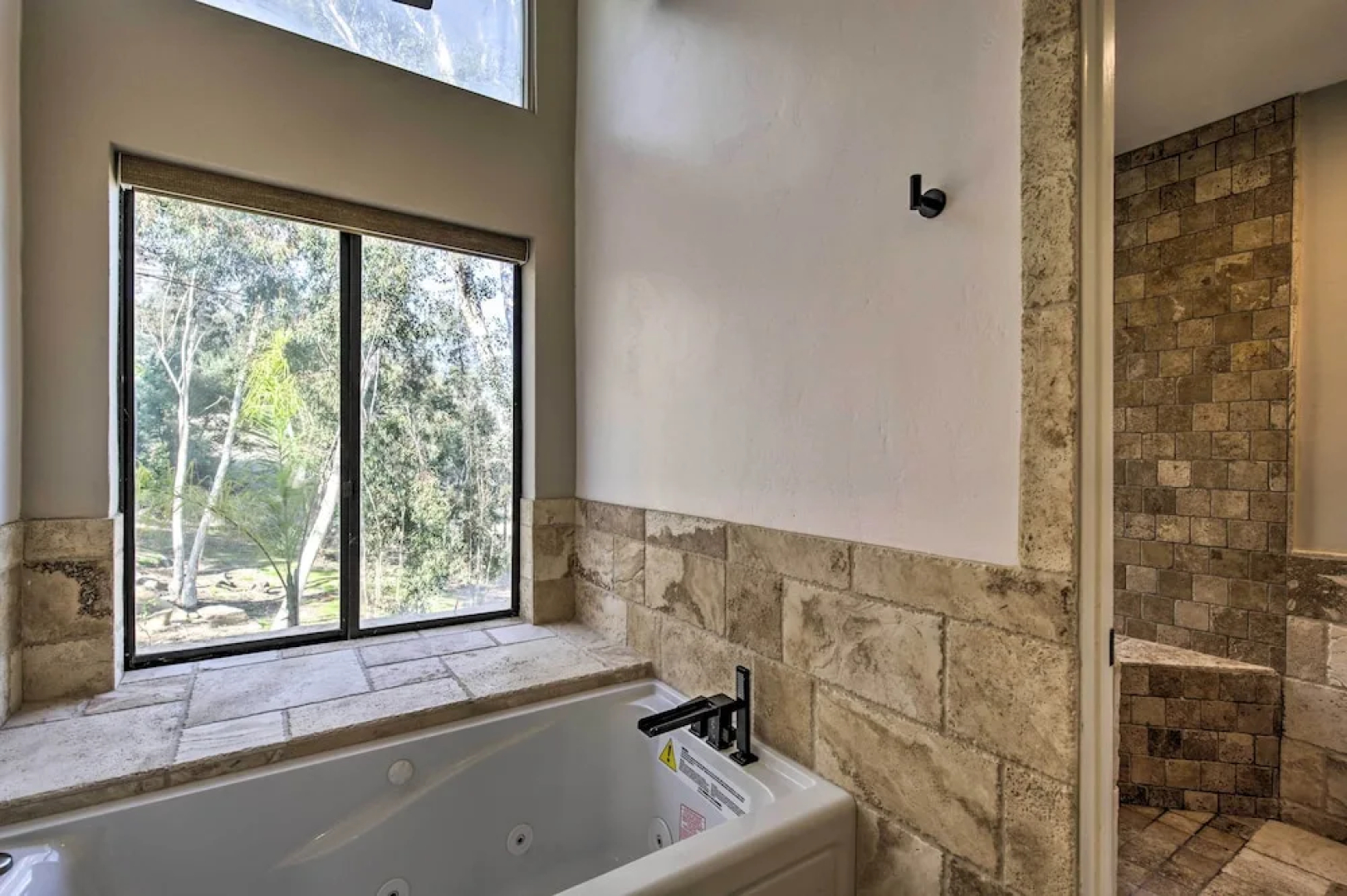 Spacious El Cajon Villa - 14 Mi to Downtown!