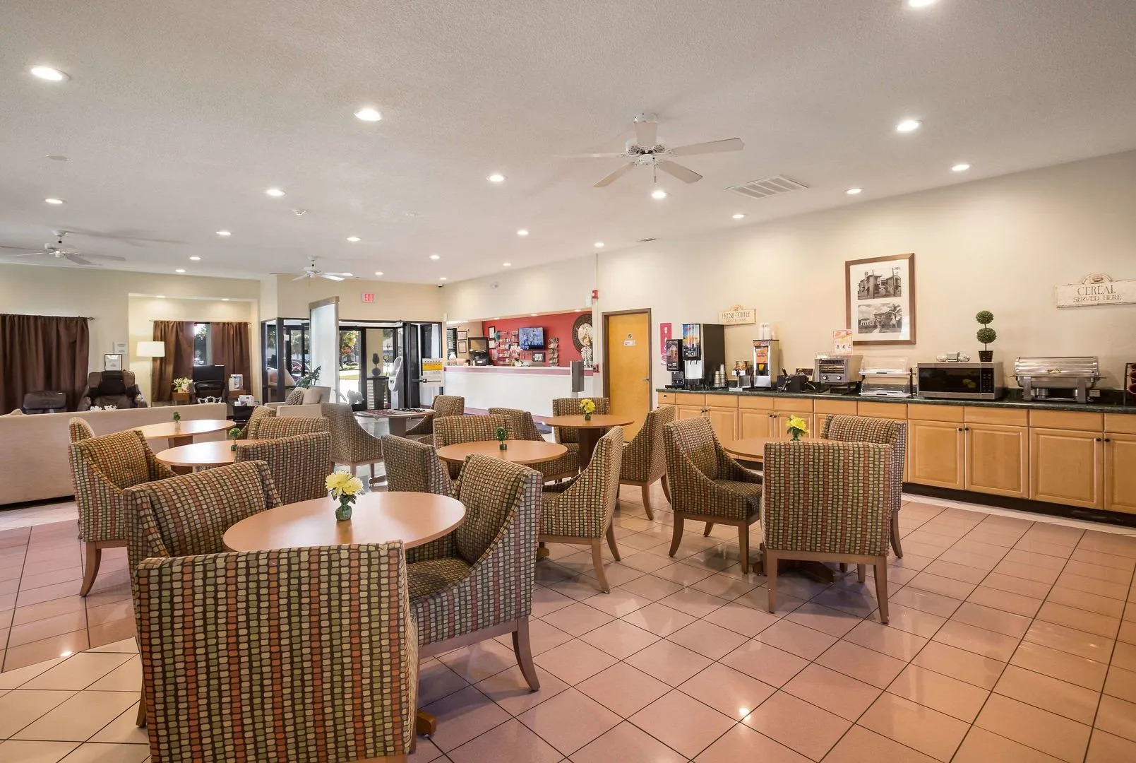 Econo Lodge Inn & Suites Hardeeville I-95