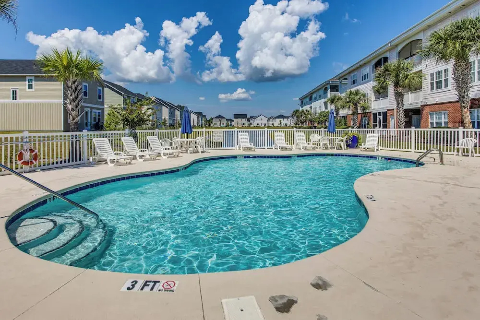 Golf Getaway by Casino, Dolphin Cruises + Beach!