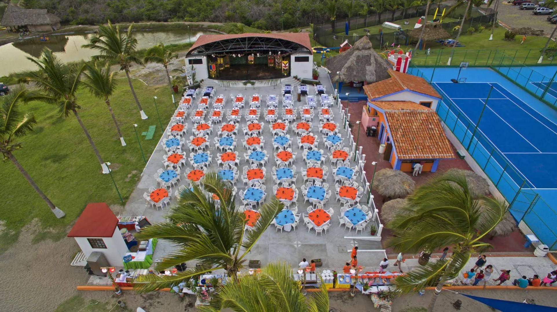 Los Angeles Locos - All Inclusive