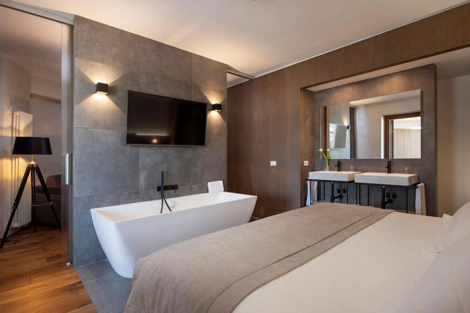 Sport Village Hotel & Spa