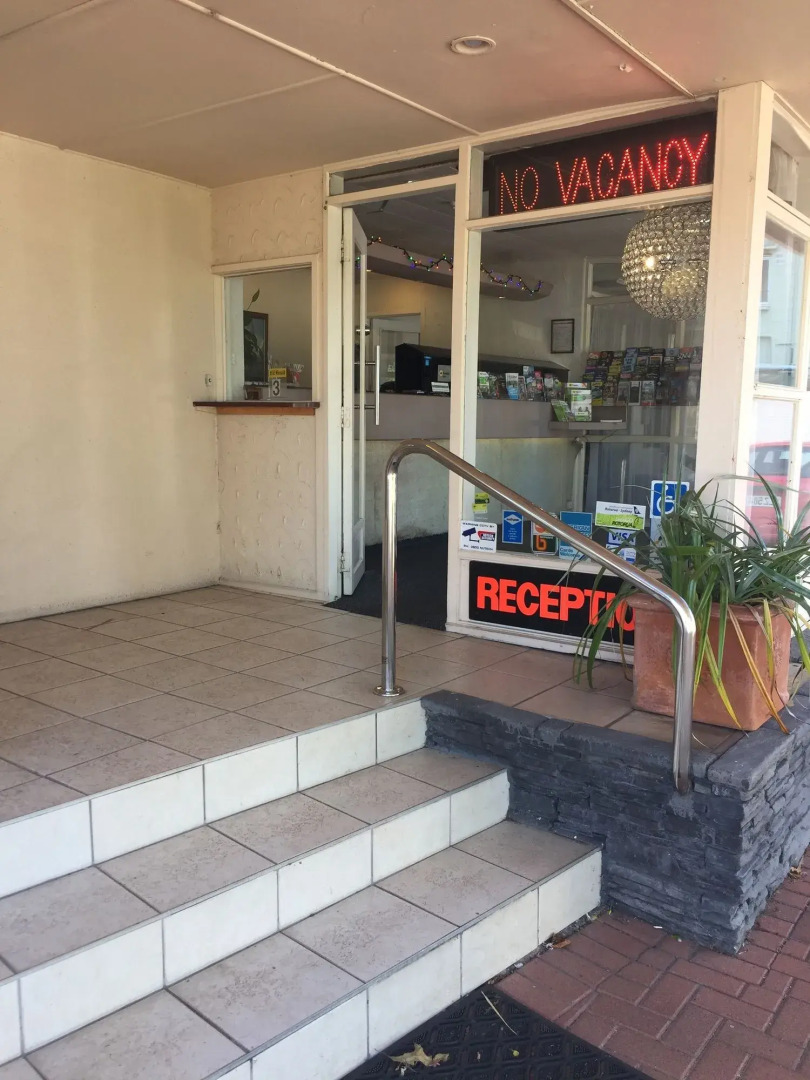 Boulevard Motel & Restaurant