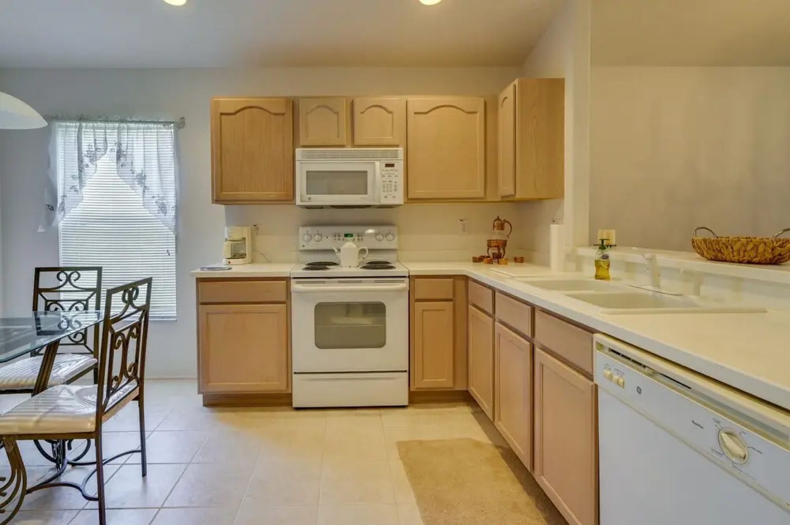 Cozy Zephyrhills Home - 6 Mi to Epperson Lagoon