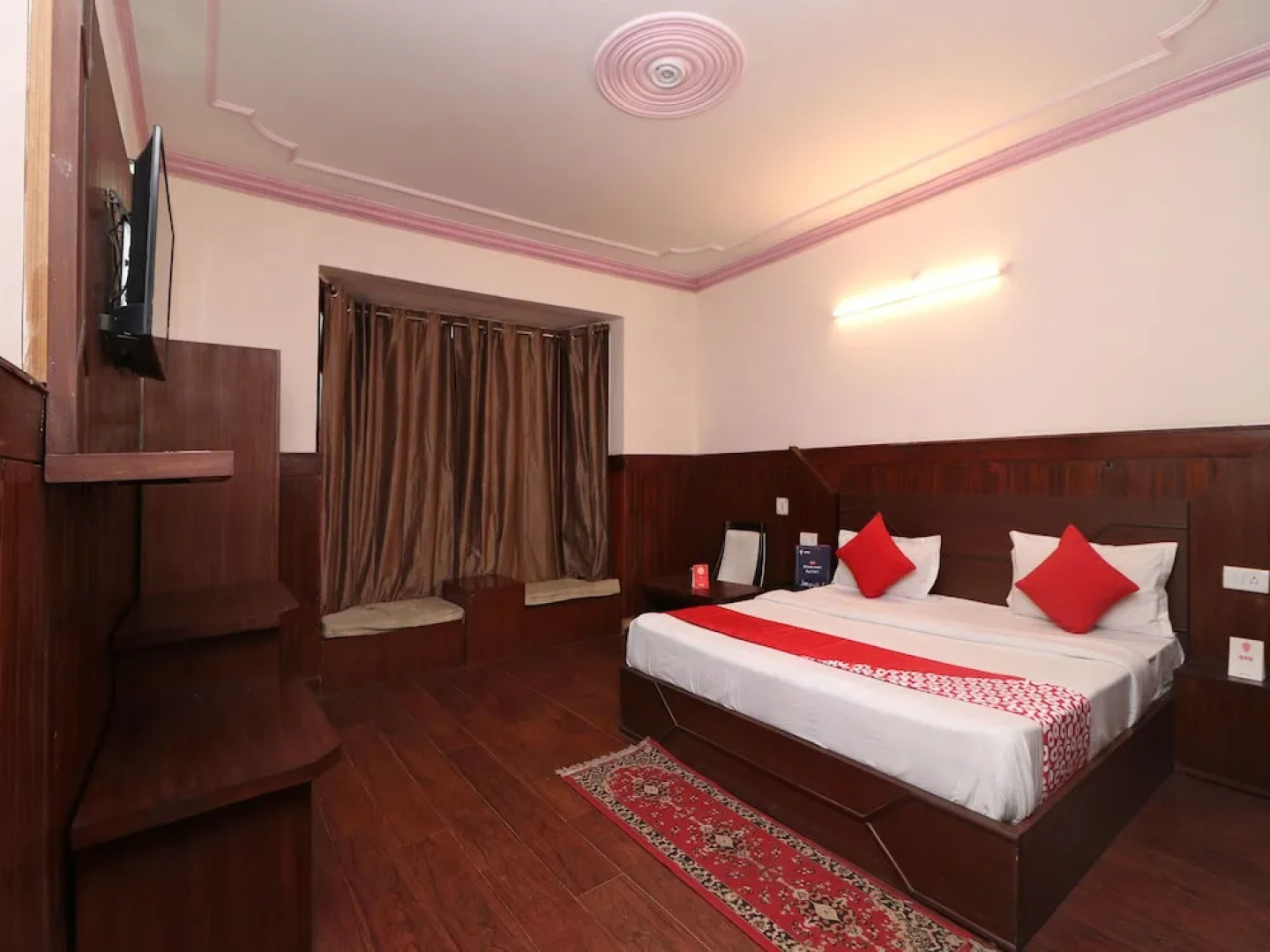OYO 1820 Hotel Prim Rose