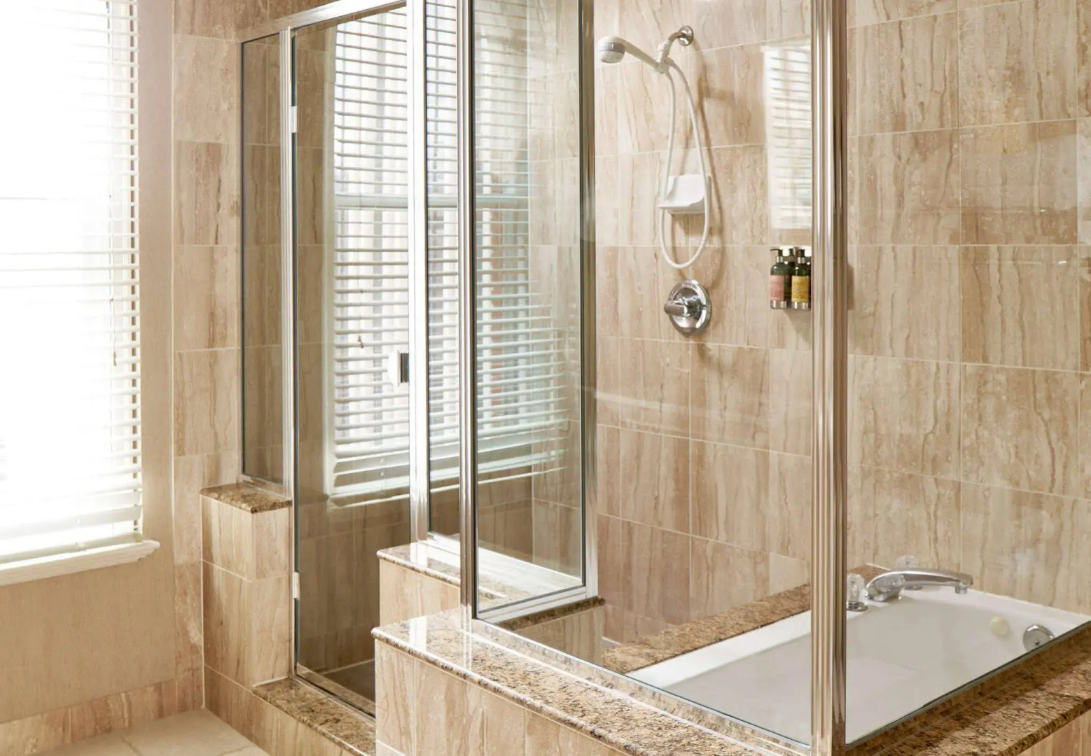 The Louie, A Davenport Hotel, Autograph Collection®