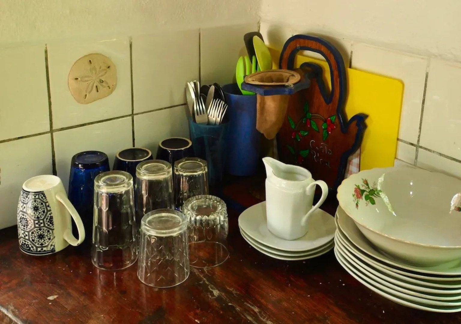 The Howler Monkey Hotel