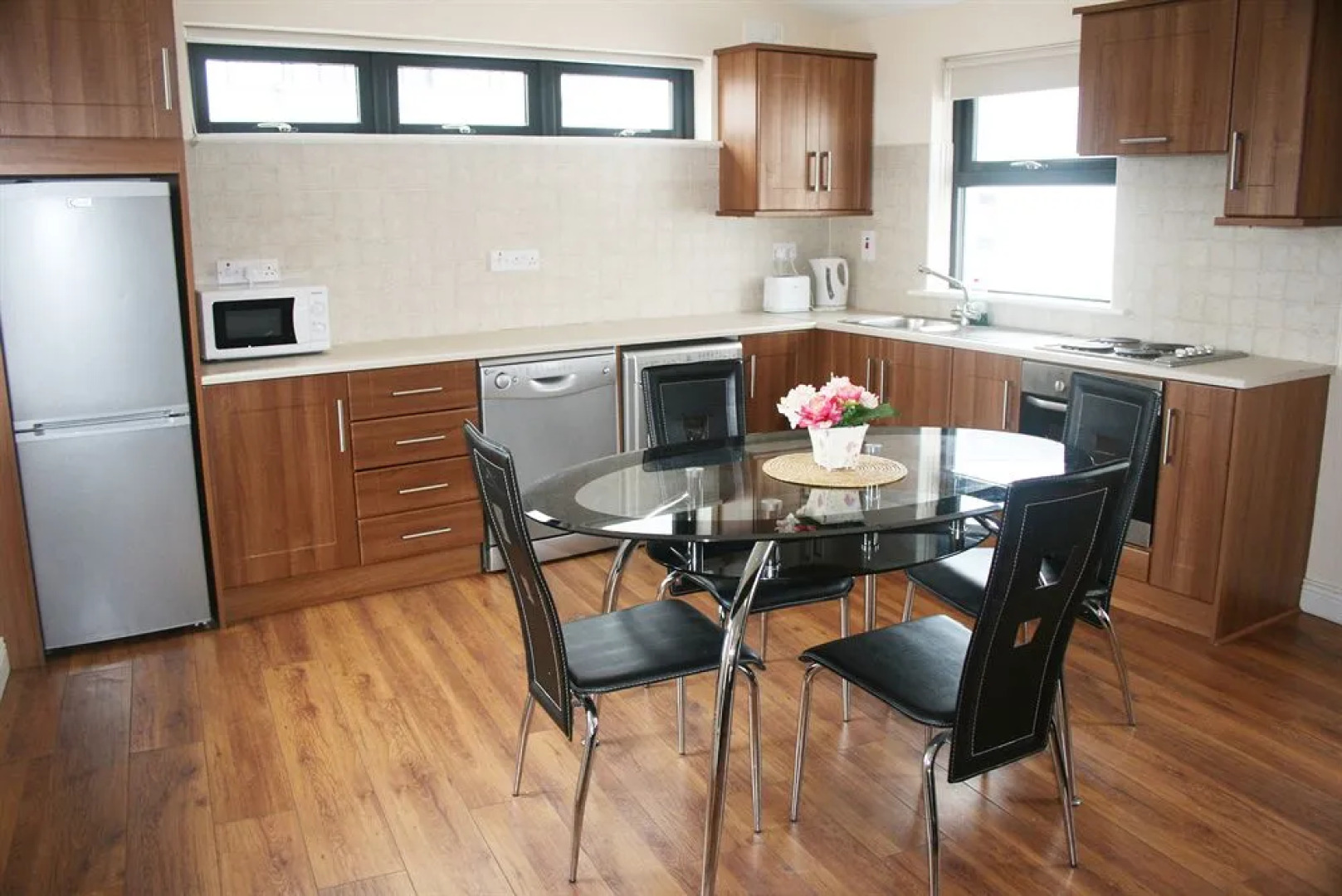 Arch House B&B and Apartments