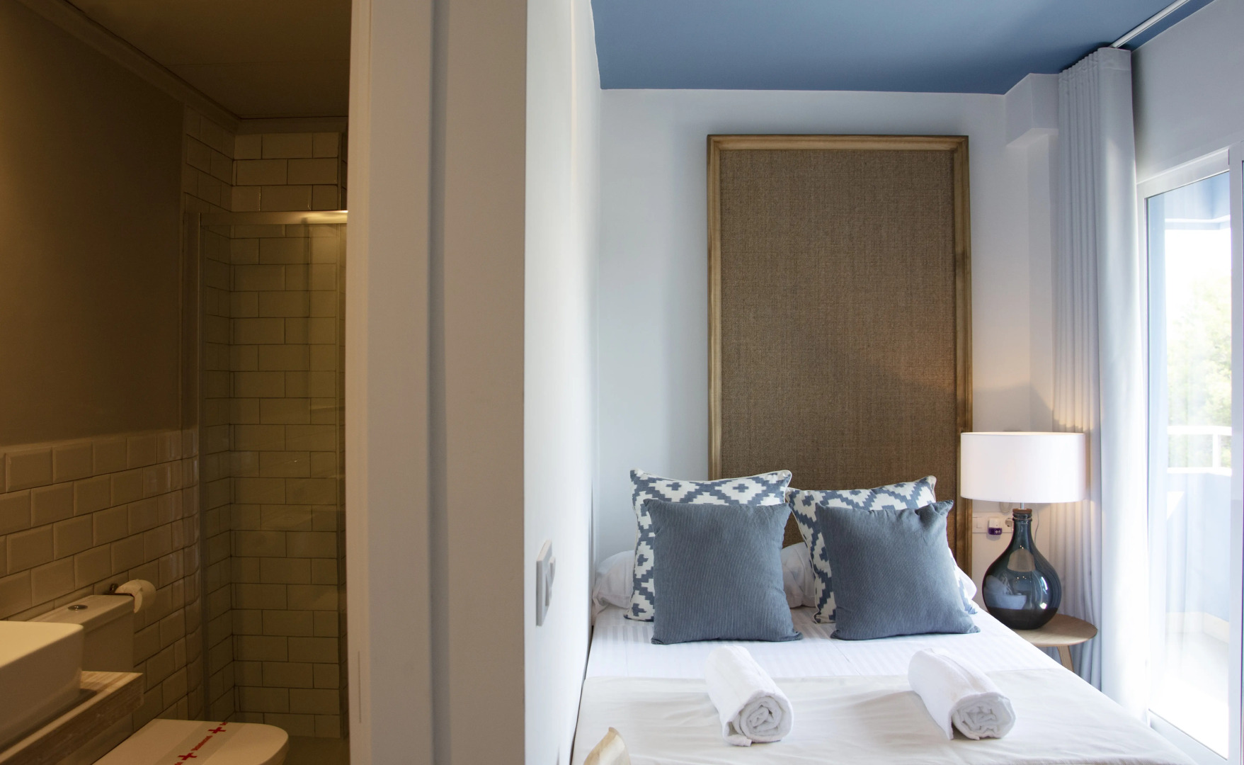 You & Co. Saler Beach Boutique Hotel