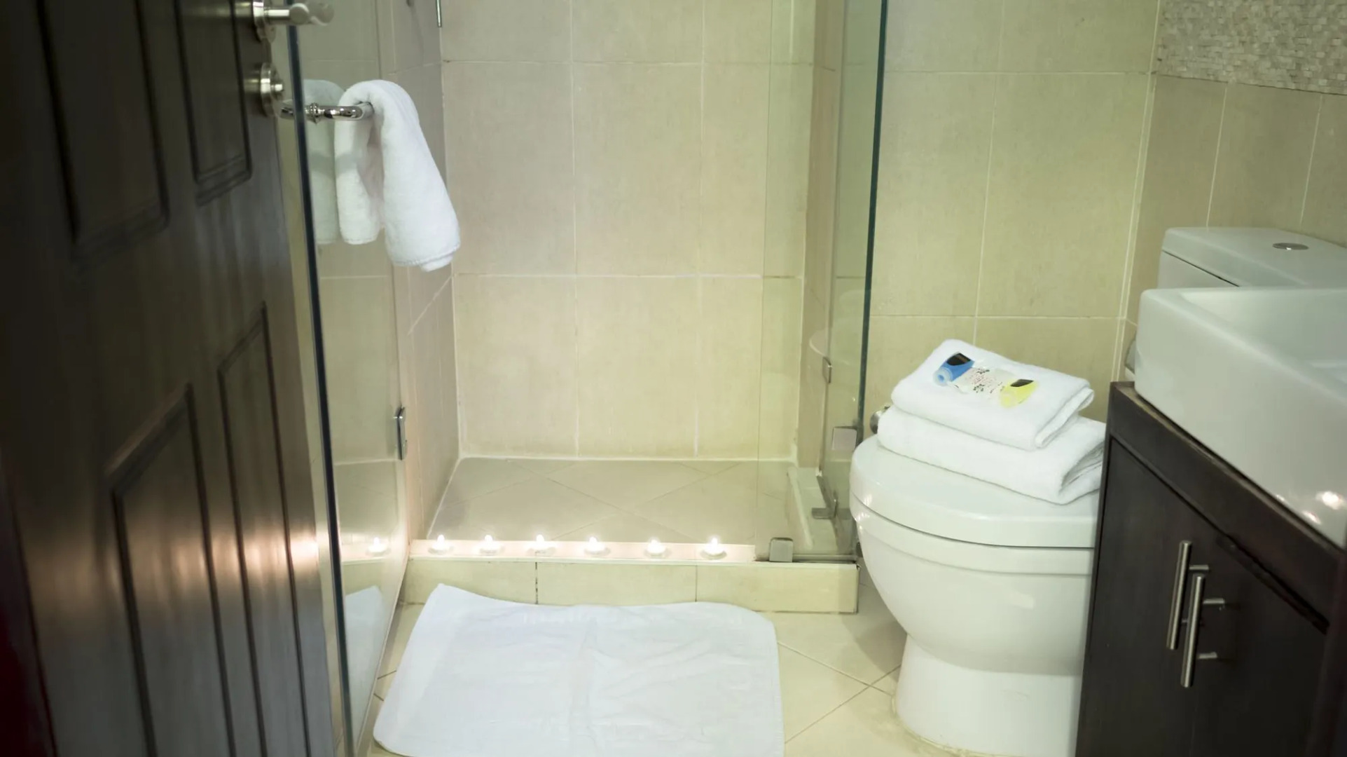 NewCity Suites & Apartments