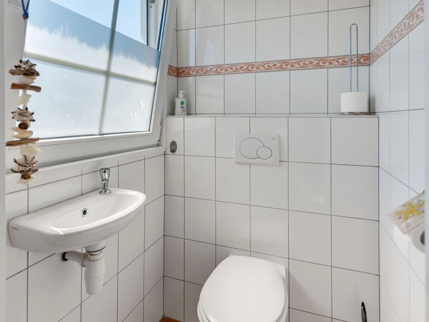 Beautiful Dune Villa With Thatched Roof on Ameland, 800 Meters From the Beach