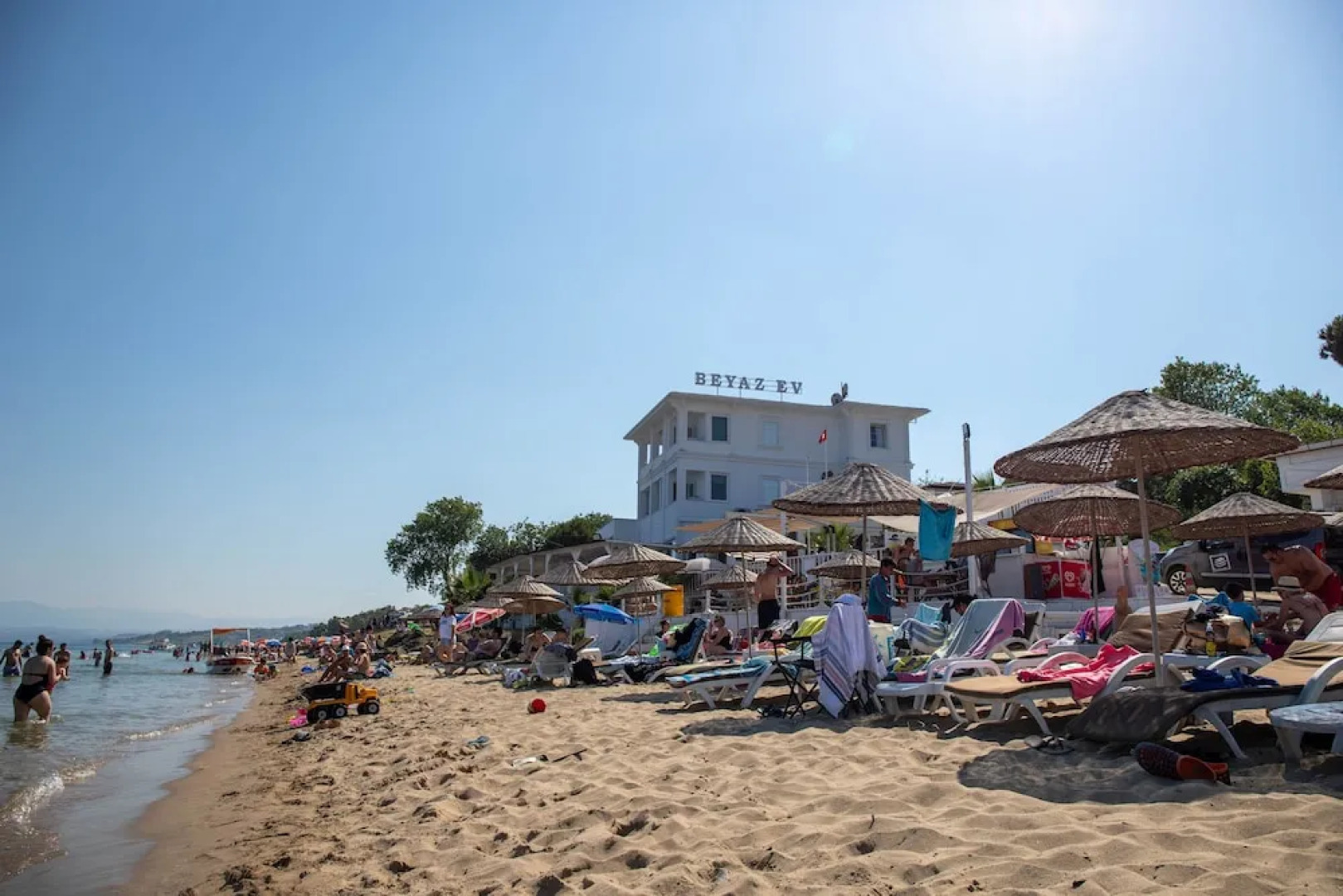 Beyaz Ev Hotel & Restaurant