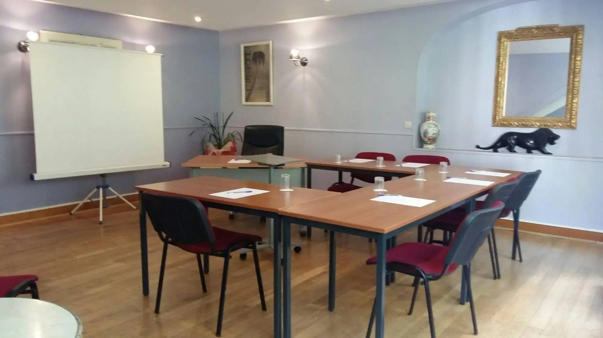 Hostellerie Du Lys - Hôtel & Restaurant
