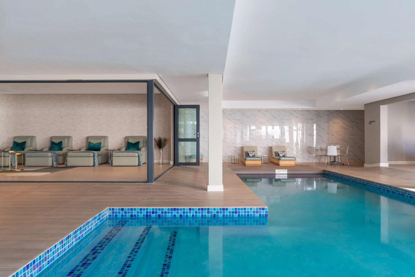 Radisson Hotel and Convention Centre OR Tambo Airport