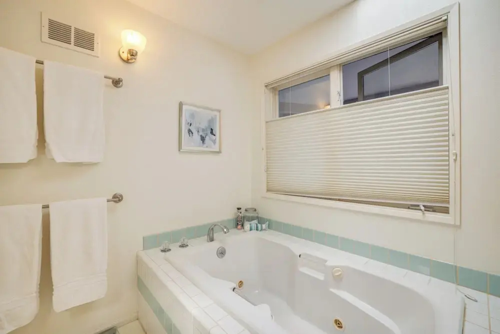 Sudden Valley Home ~ 1 Block to Lake Whatcom!