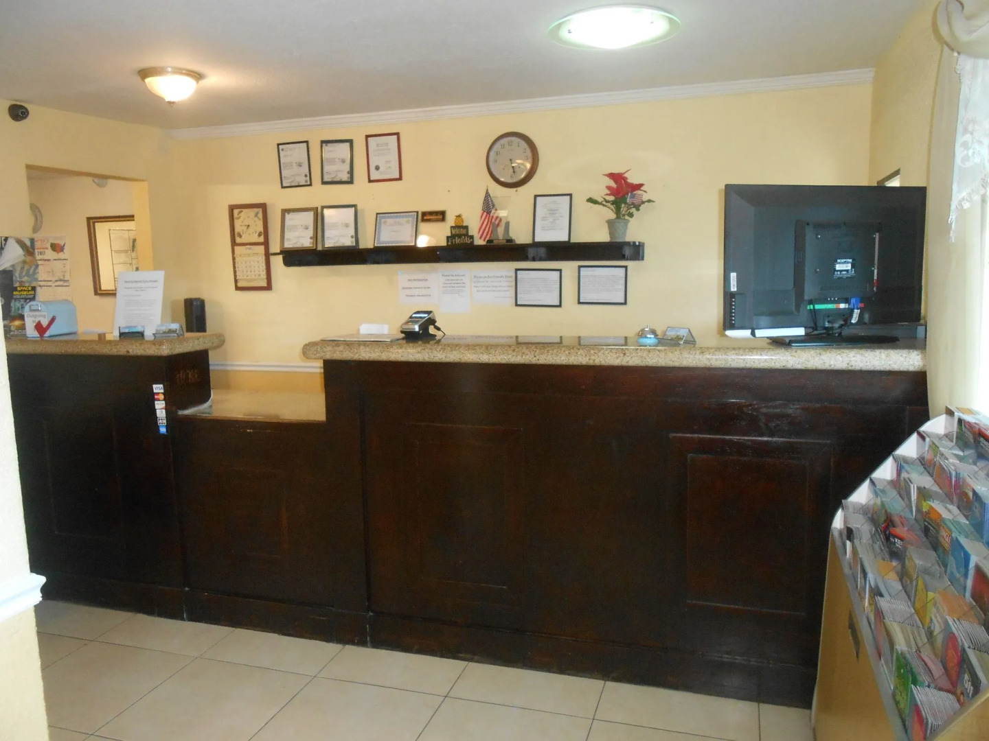 Executive Garden Titusville Hotel