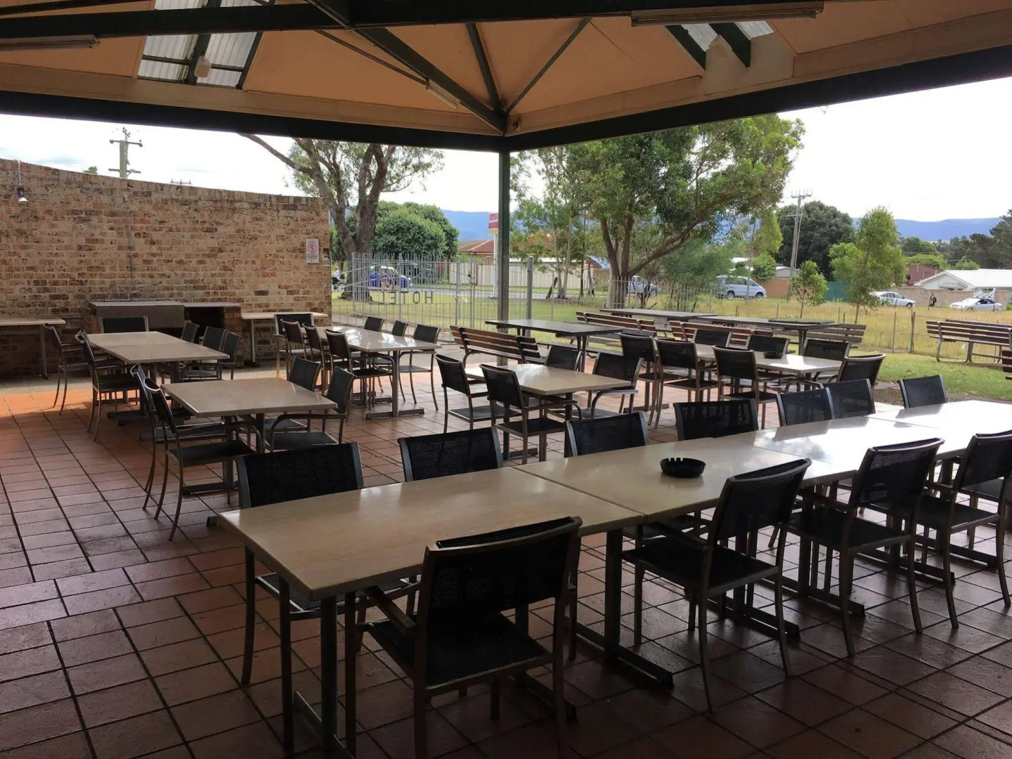 Lakeview Hotel Motel