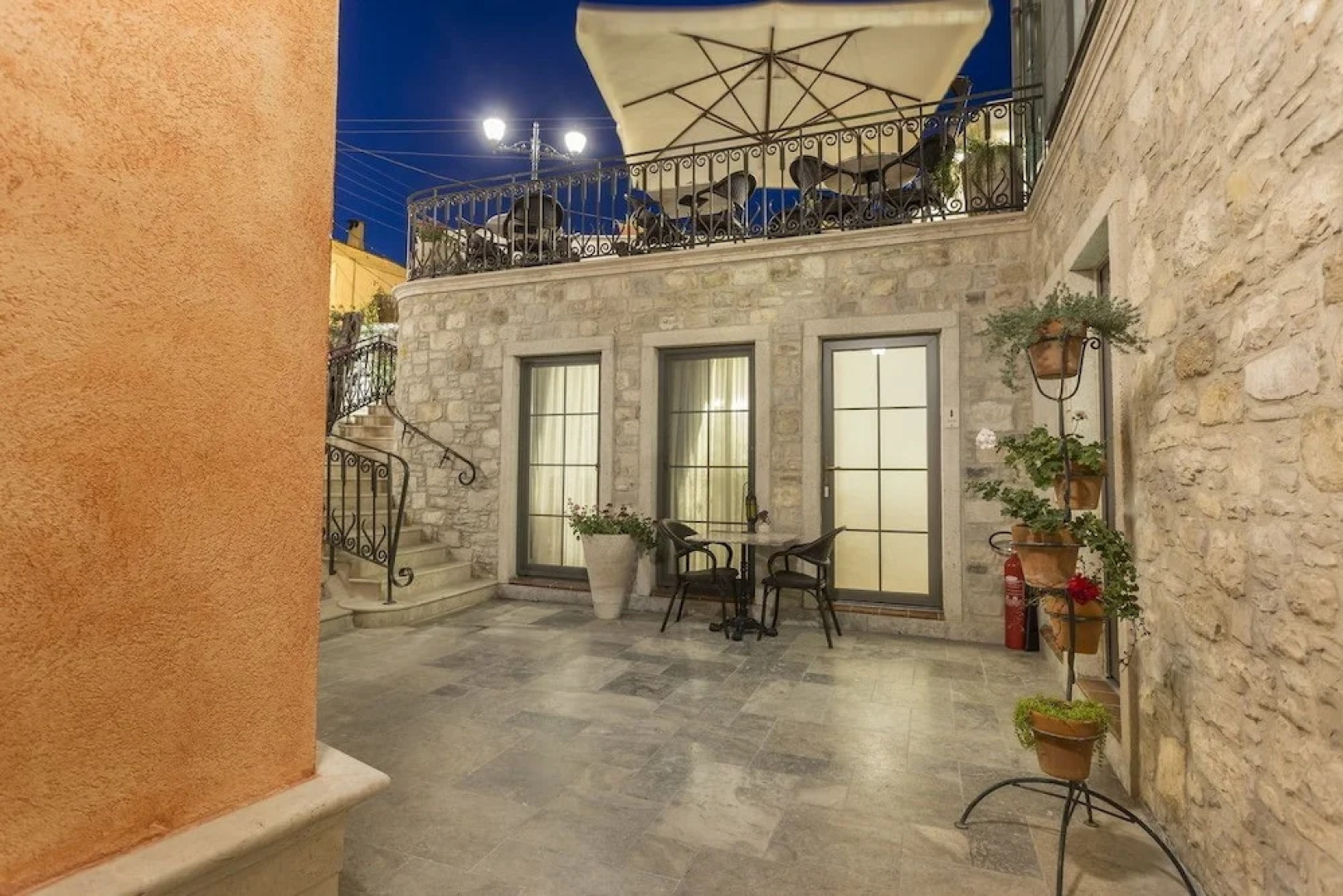 Narimor Urla Butik Otel