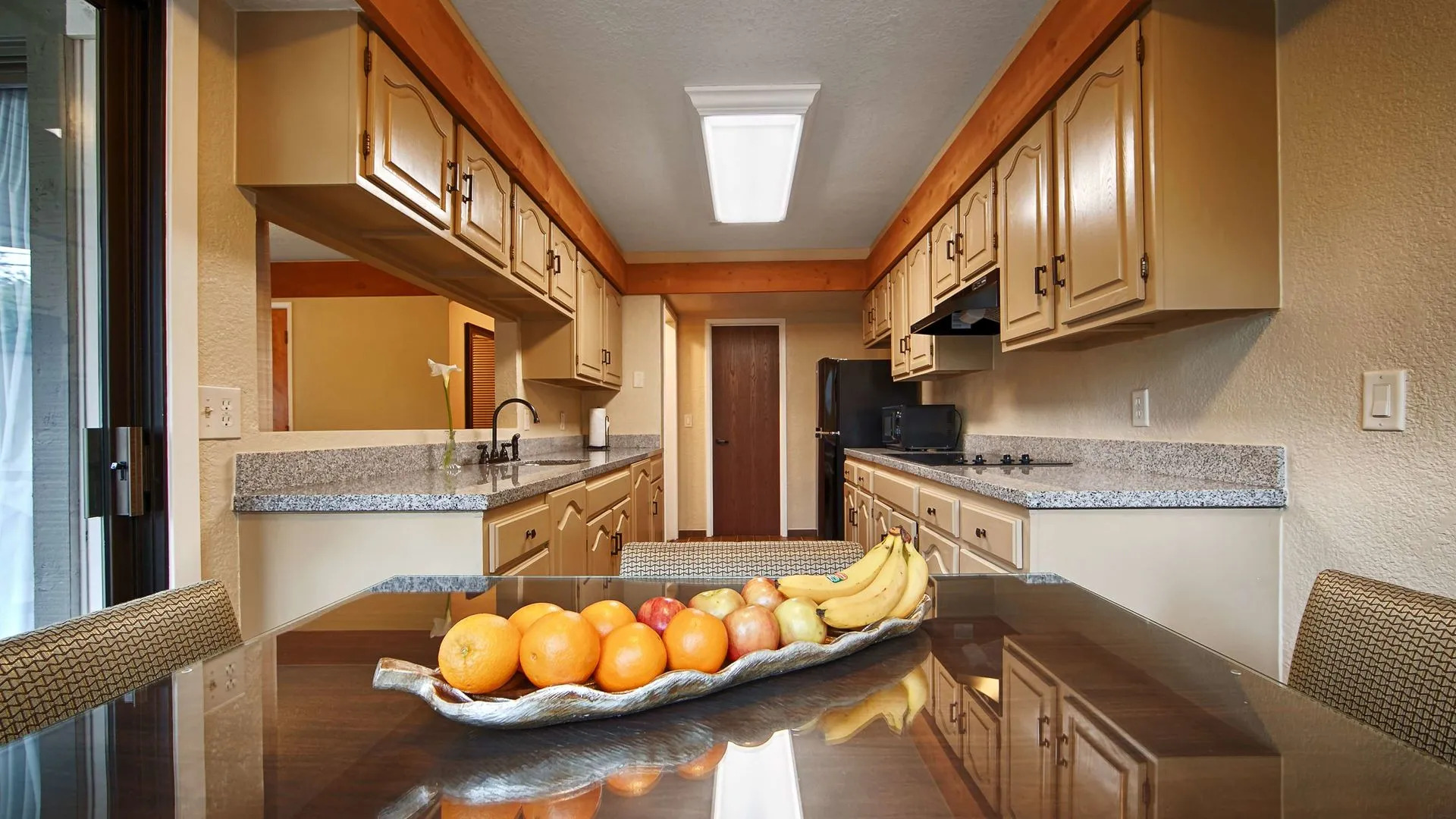 Best Western The Inn & Suites Pacific Grove