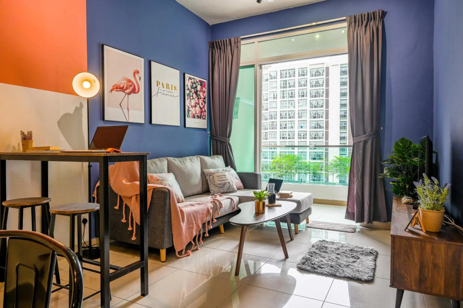 Up to 10PAX , Beside GEM IN MALL, Cyber@KLIA@Putra