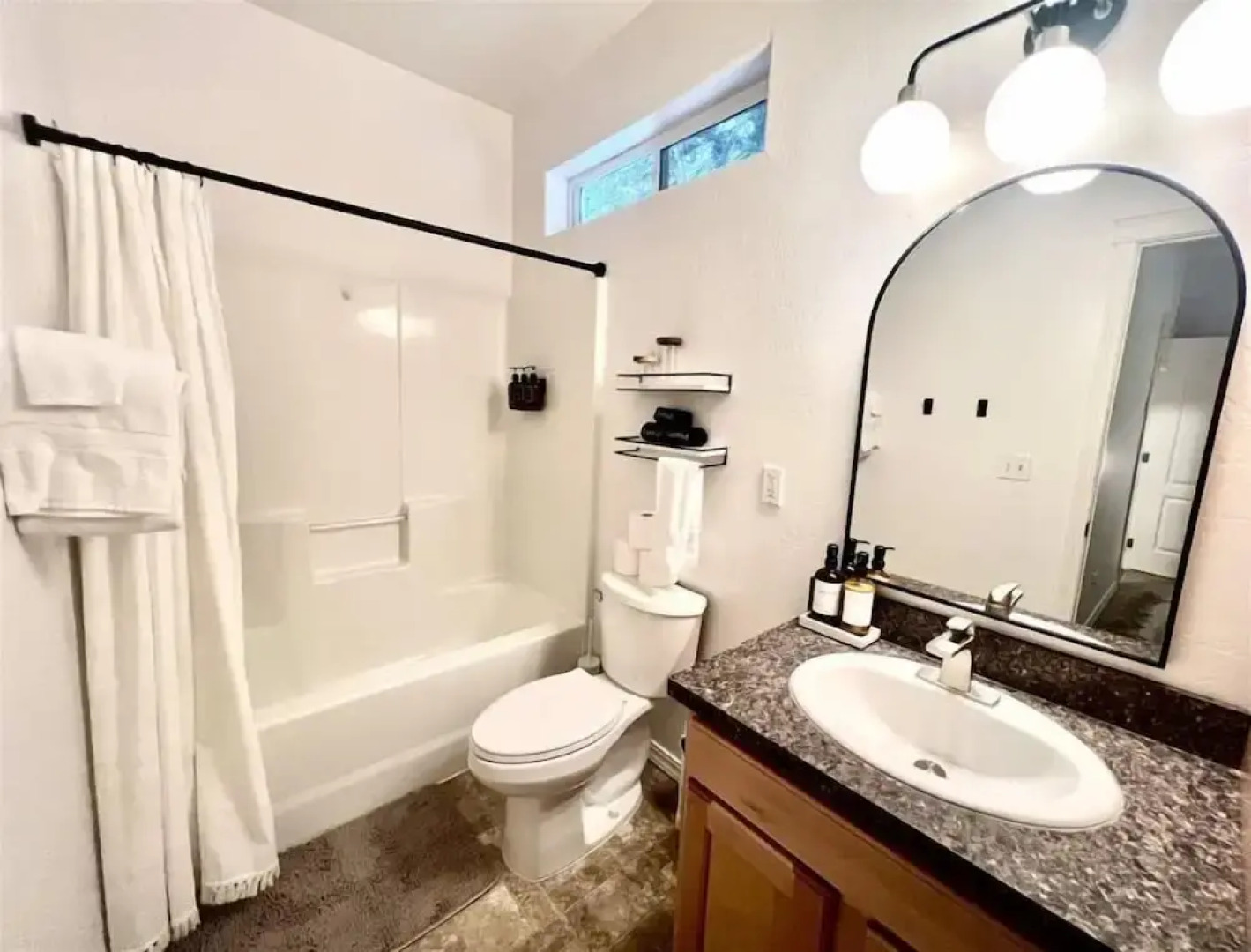 Cl113 Moonstone Acre