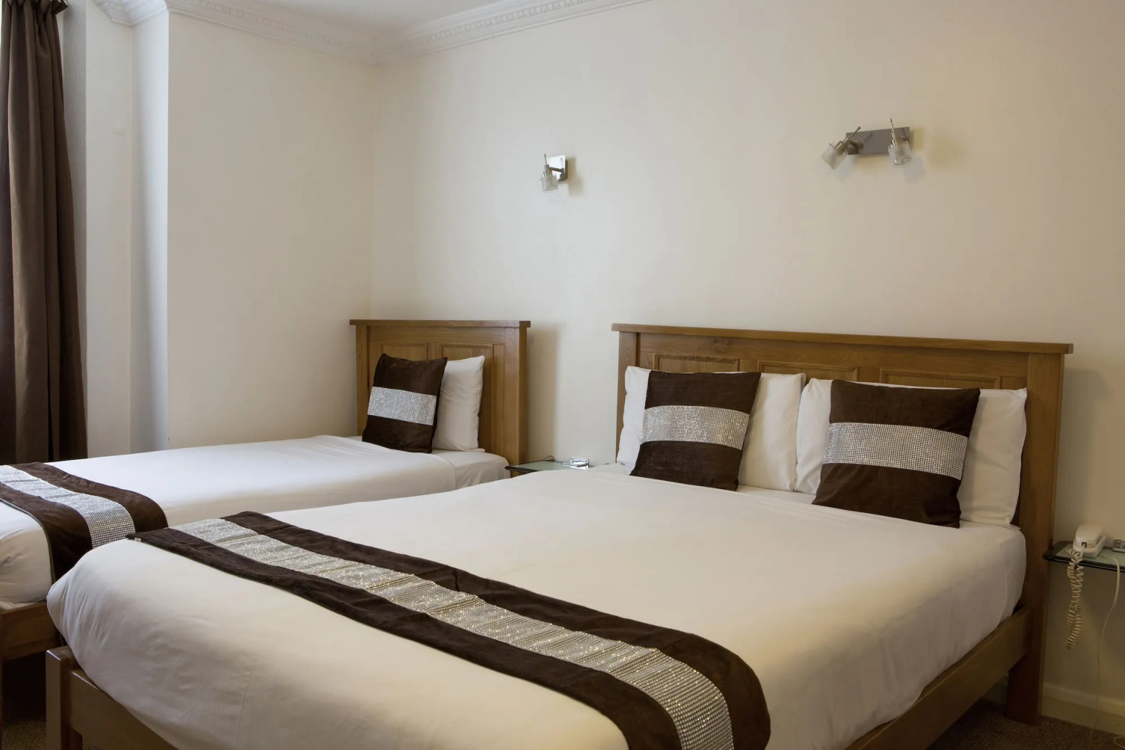 Abbey Court, Hyde Park Hotels