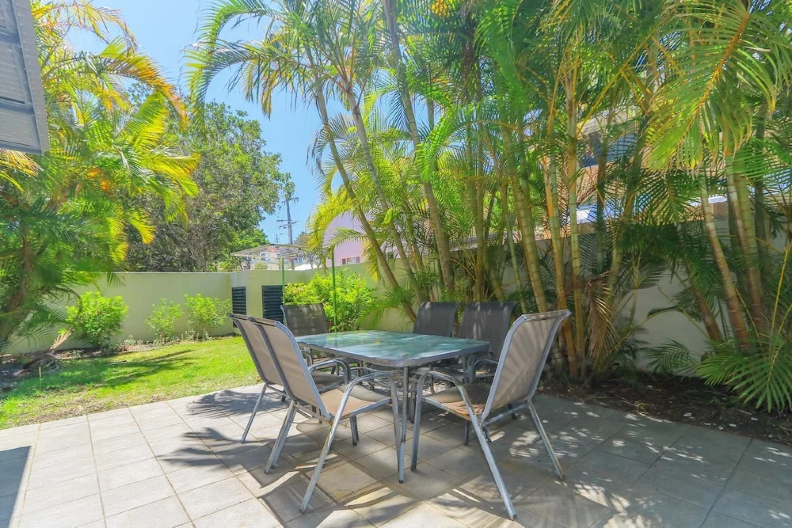 Serenity 3 Bedroom Holiday Apartment