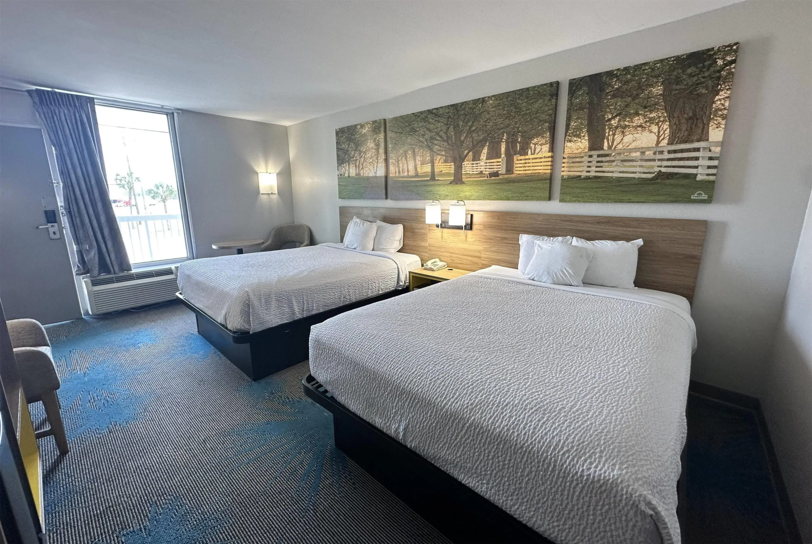 Days Inn by Wyndham Adel I-75