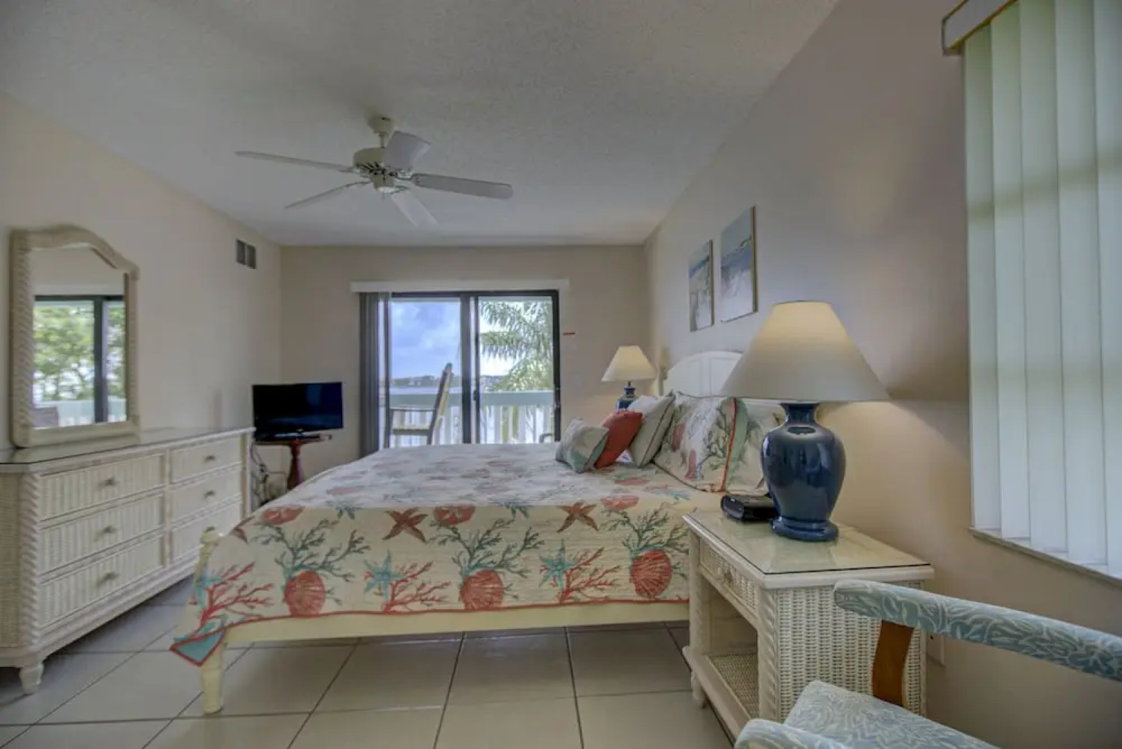 Beach Palms 6B by Anna Maria