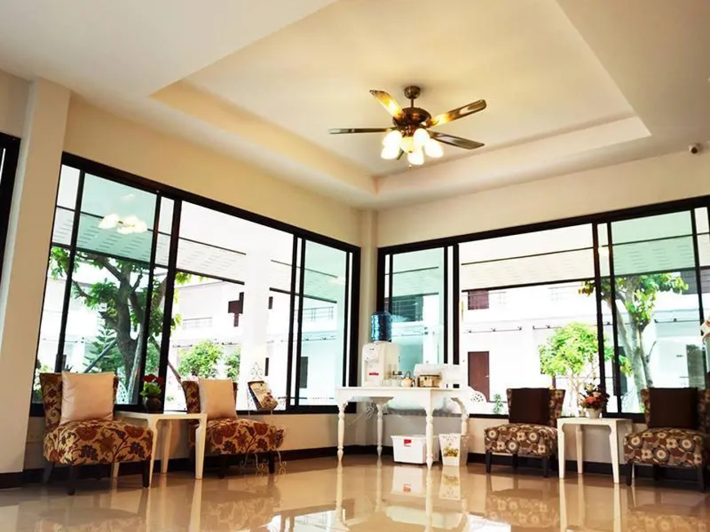 Rittiboon Vintage Hotel