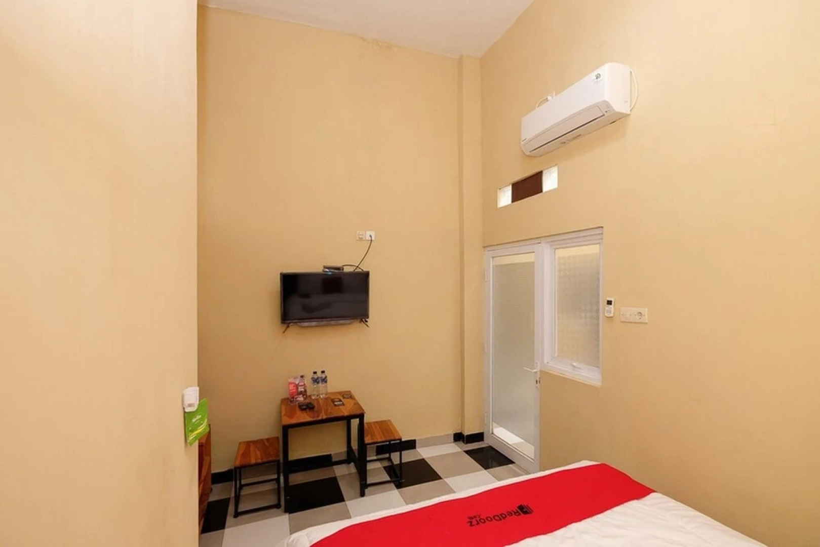 Mie Lombok by RedDoorz