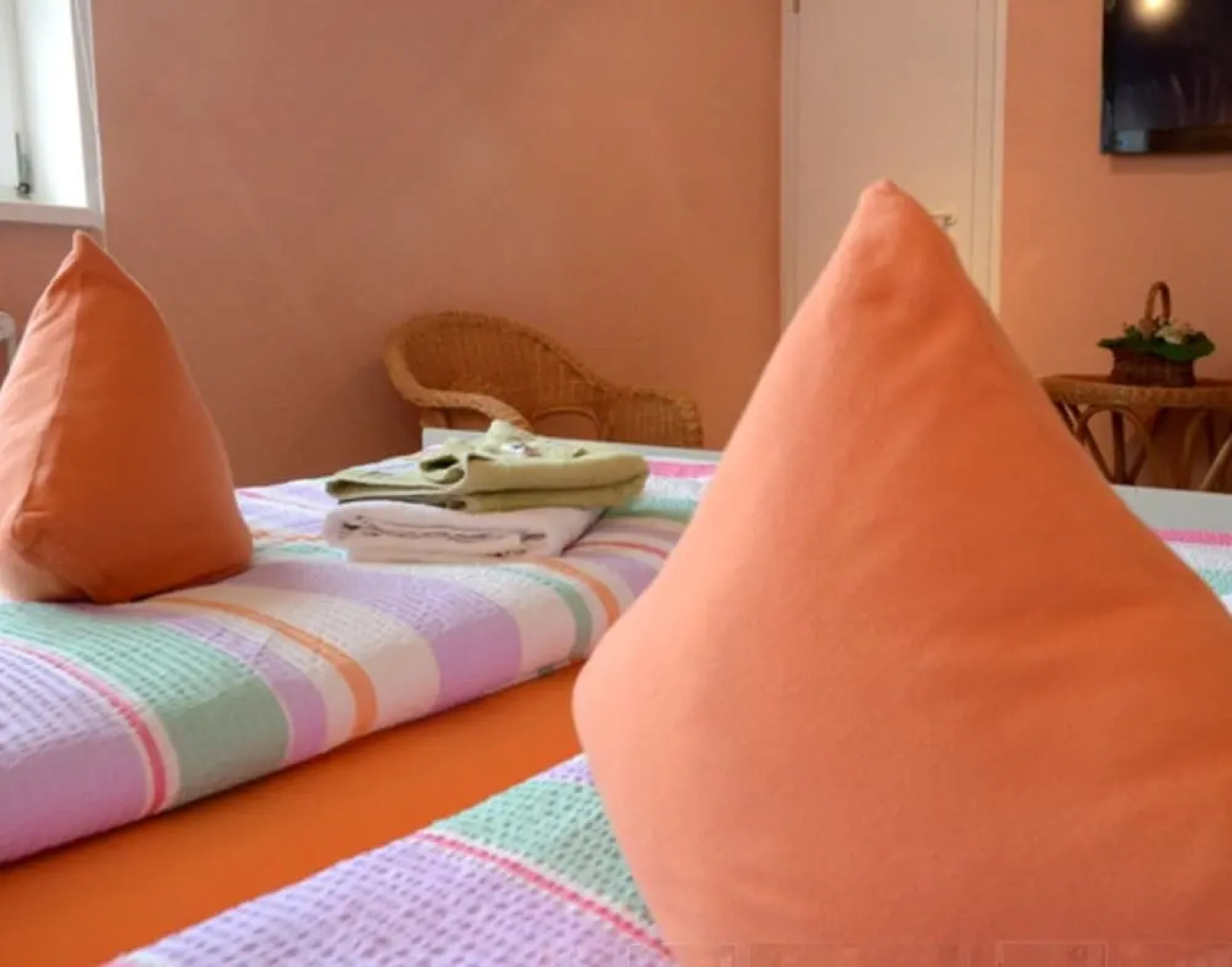 Gaststätte & Pension  Zur Krone