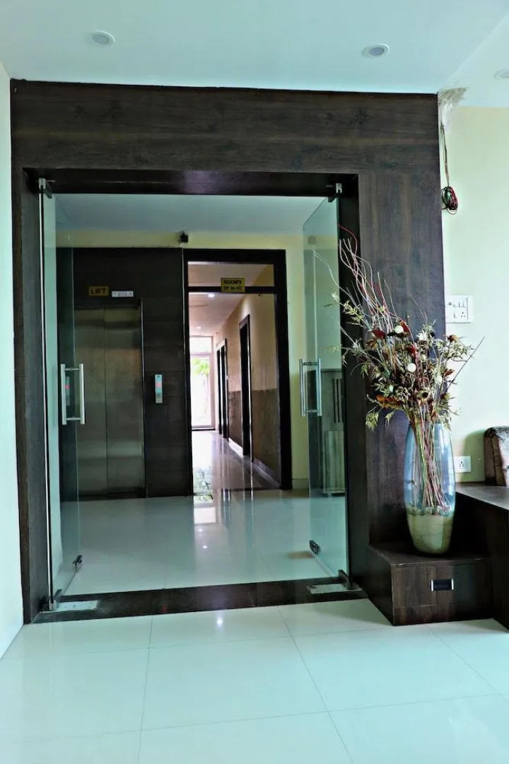 Exotika Express Resort