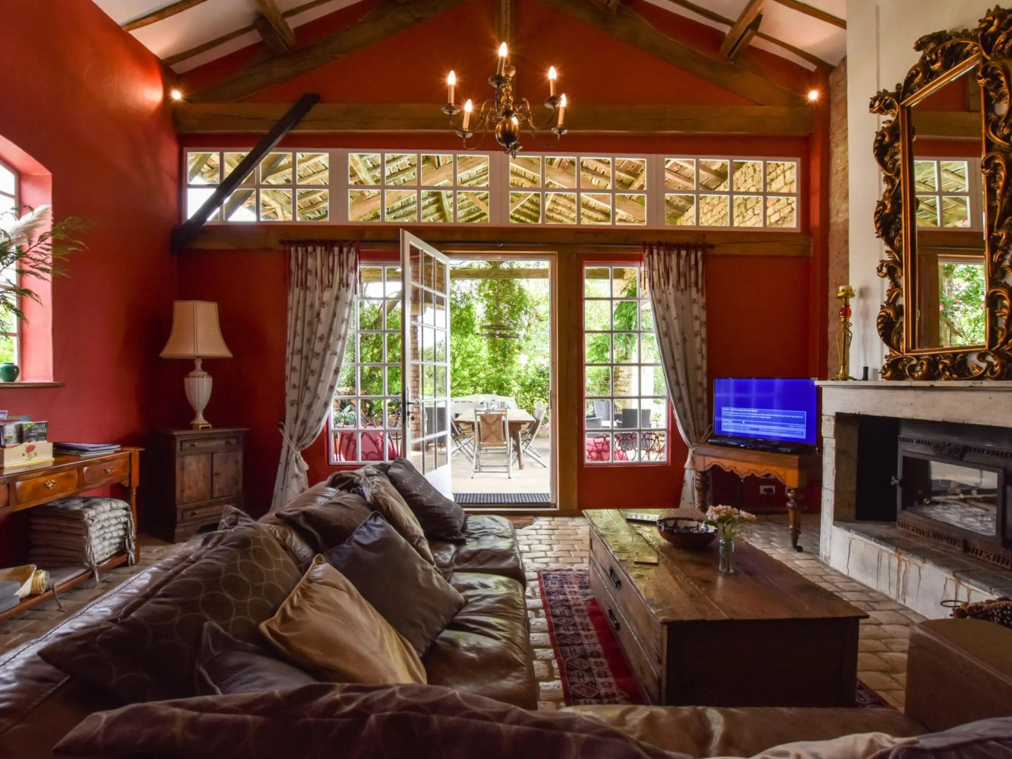 Cozy Holiday Home in La Foret-de-tessé With Private Pool