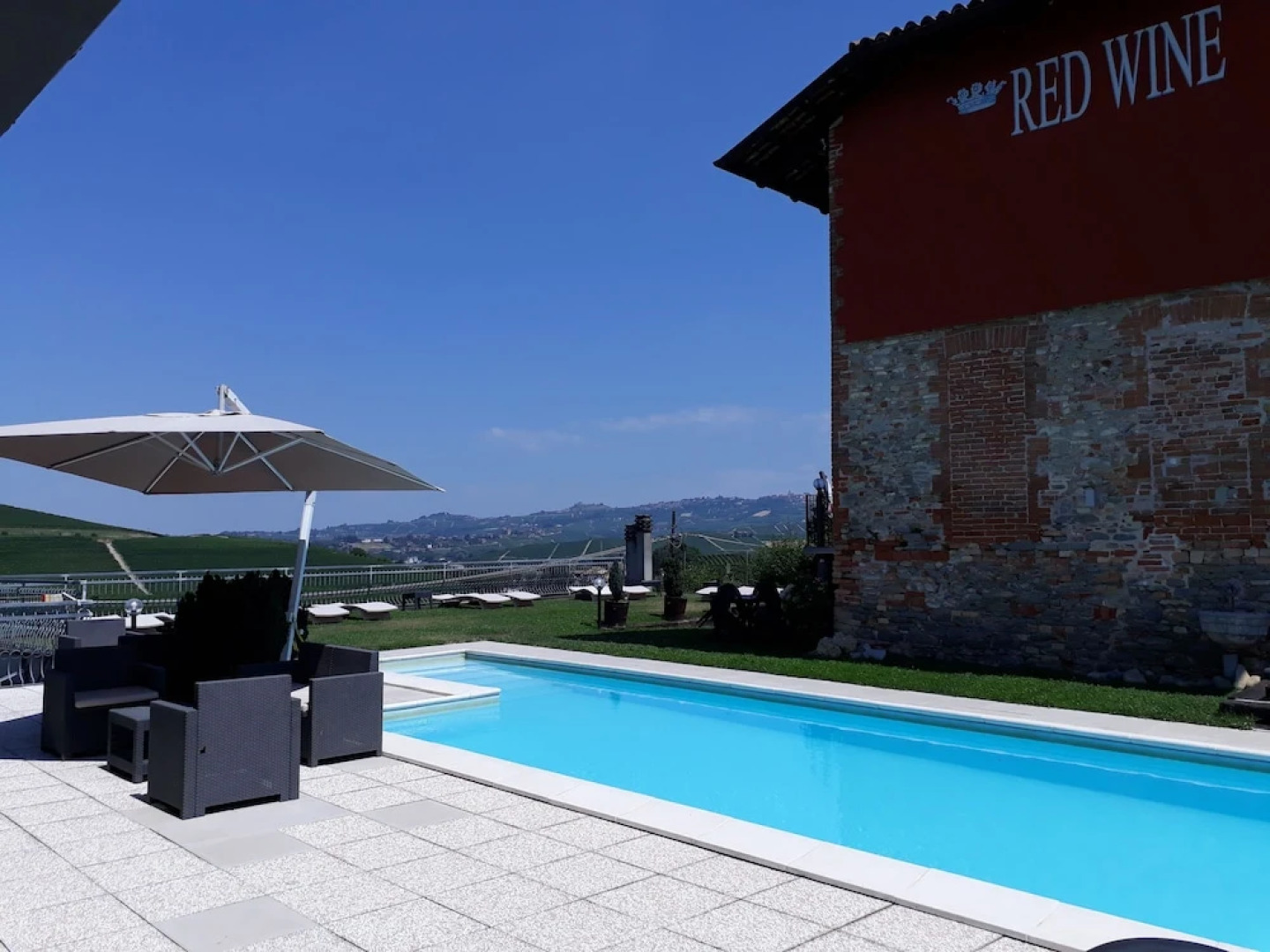 Red Wine - Guest House