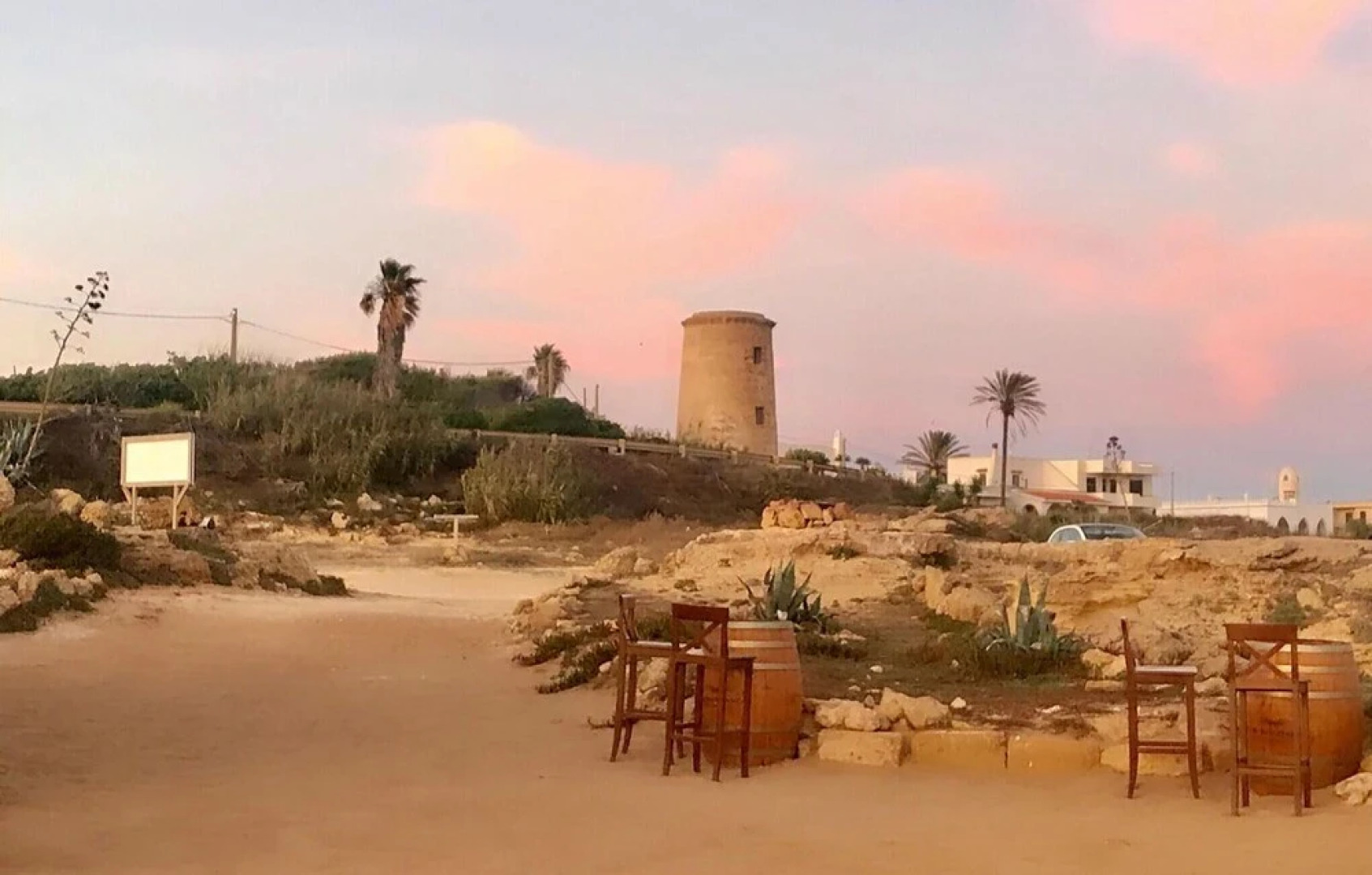 Awesome Apartment in Torretta Granitola With 2 Bedrooms