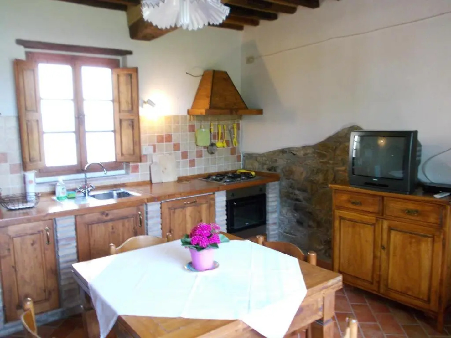 Casa Julia con giardino e piscina privati