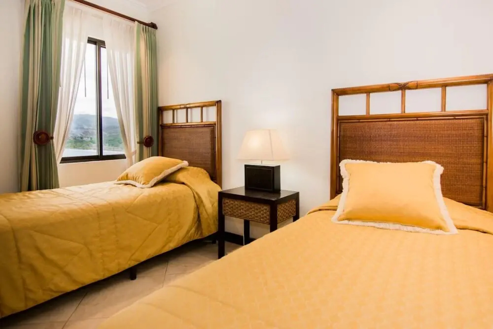 Luxury 3 bedroom condo with ocean view and private balcony